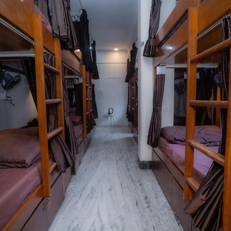 Pearl Courtyard Dormitory Varanasi Exterior foto
