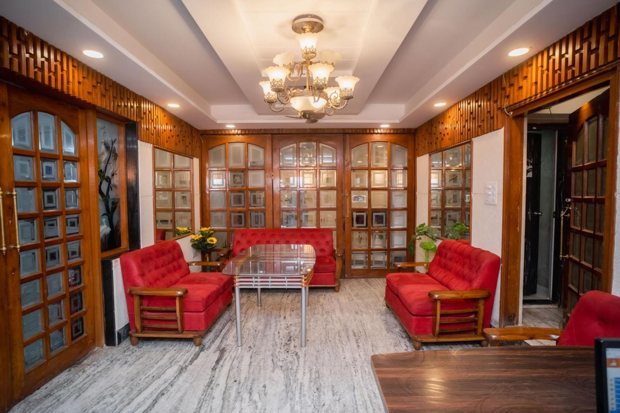 Pearl Courtyard Dormitory Varanasi Exterior foto